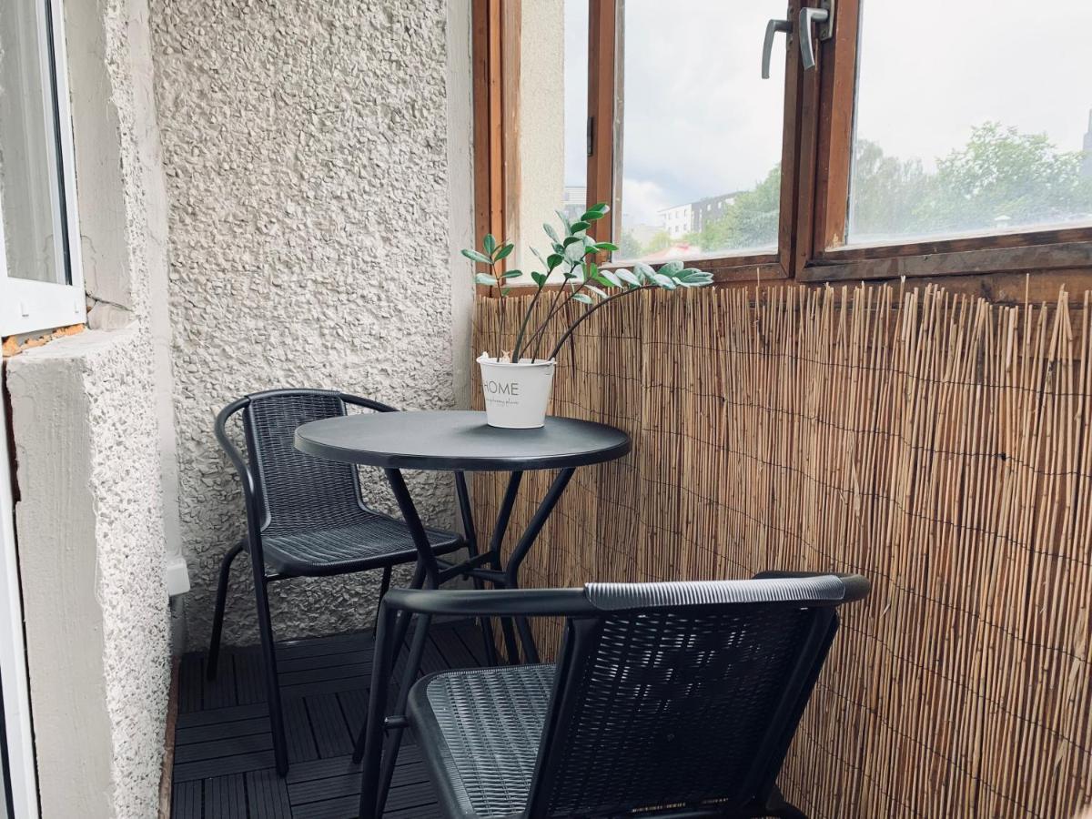 You'Ll Love This Large Apartment! Free Parking! Tallin Exterior foto