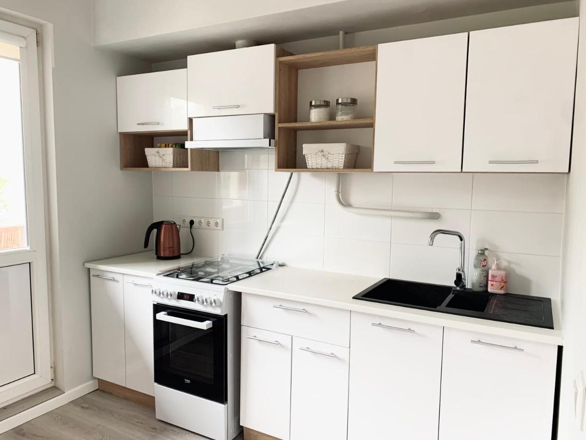 You'Ll Love This Large Apartment! Free Parking! Tallin Exterior foto