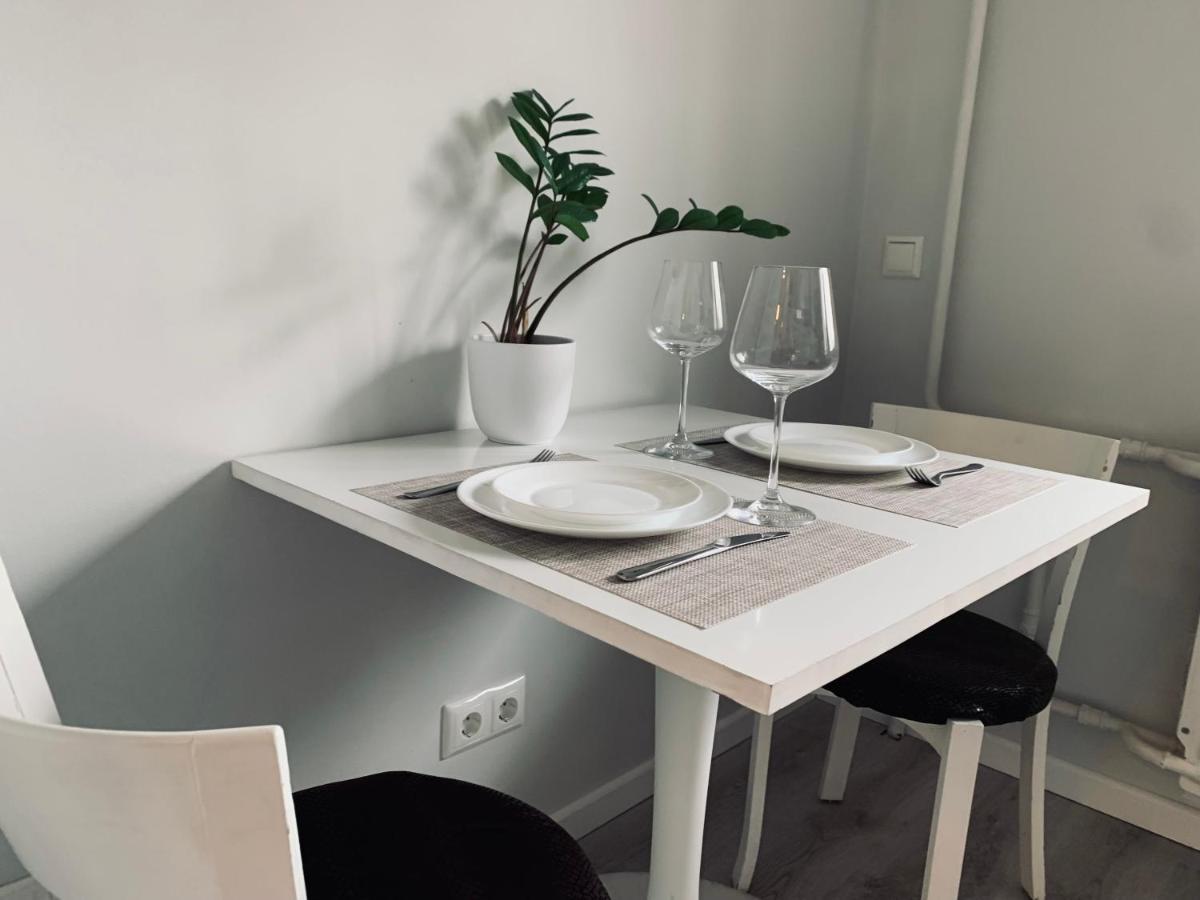 You'Ll Love This Large Apartment! Free Parking! Tallin Exterior foto